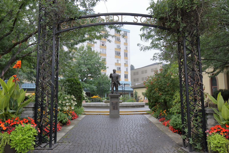 Illustration for article titled Pics from the Curbside: 2018-08-26 Around Downtown Kamloops